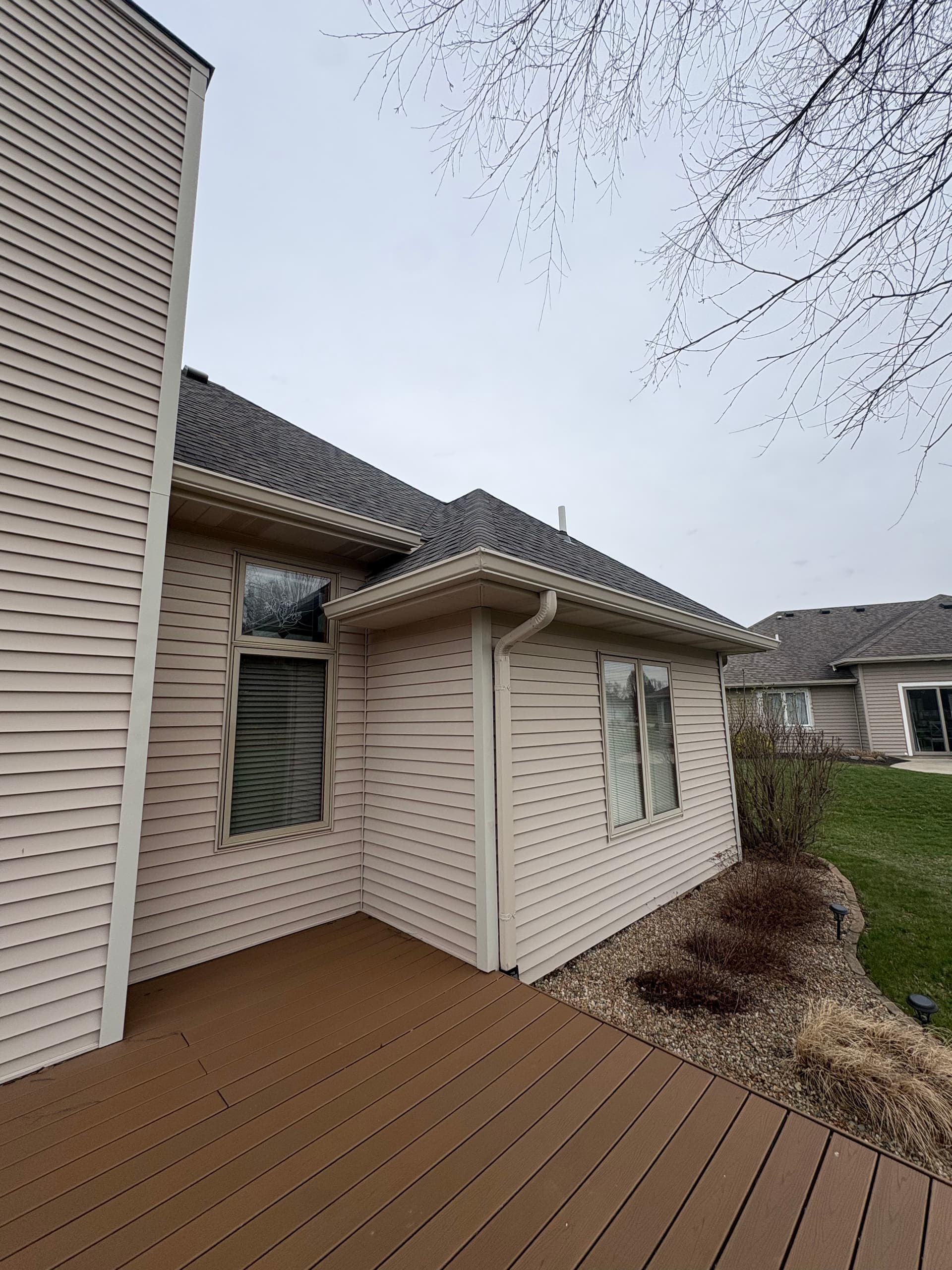 Gallery photos for Enhanced Home with New 6-Inch Gutters: Image #3