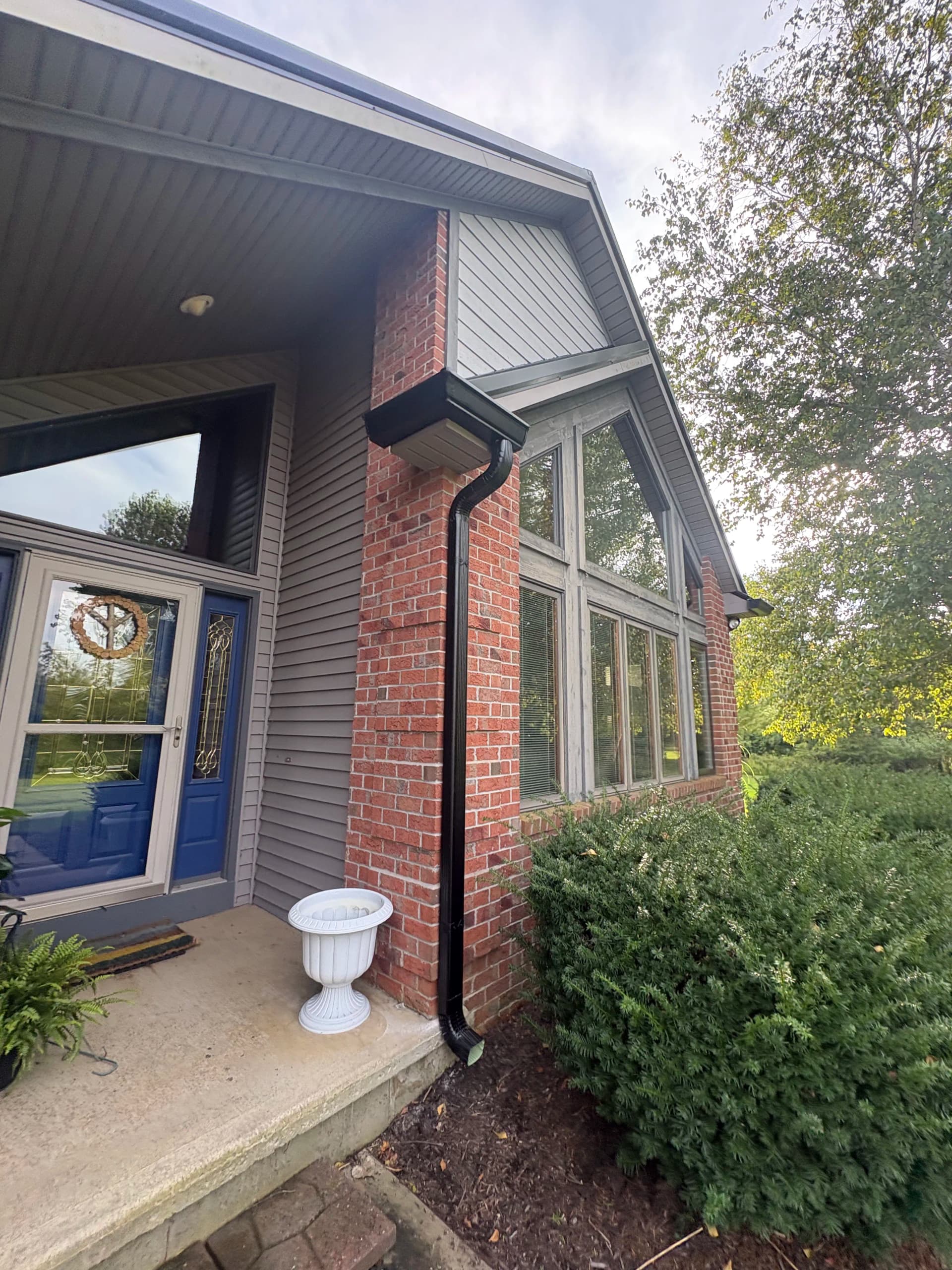 Gallery photos for Black 6-Inch Gutter Installation Done Right in Leo Indiana: Image #1