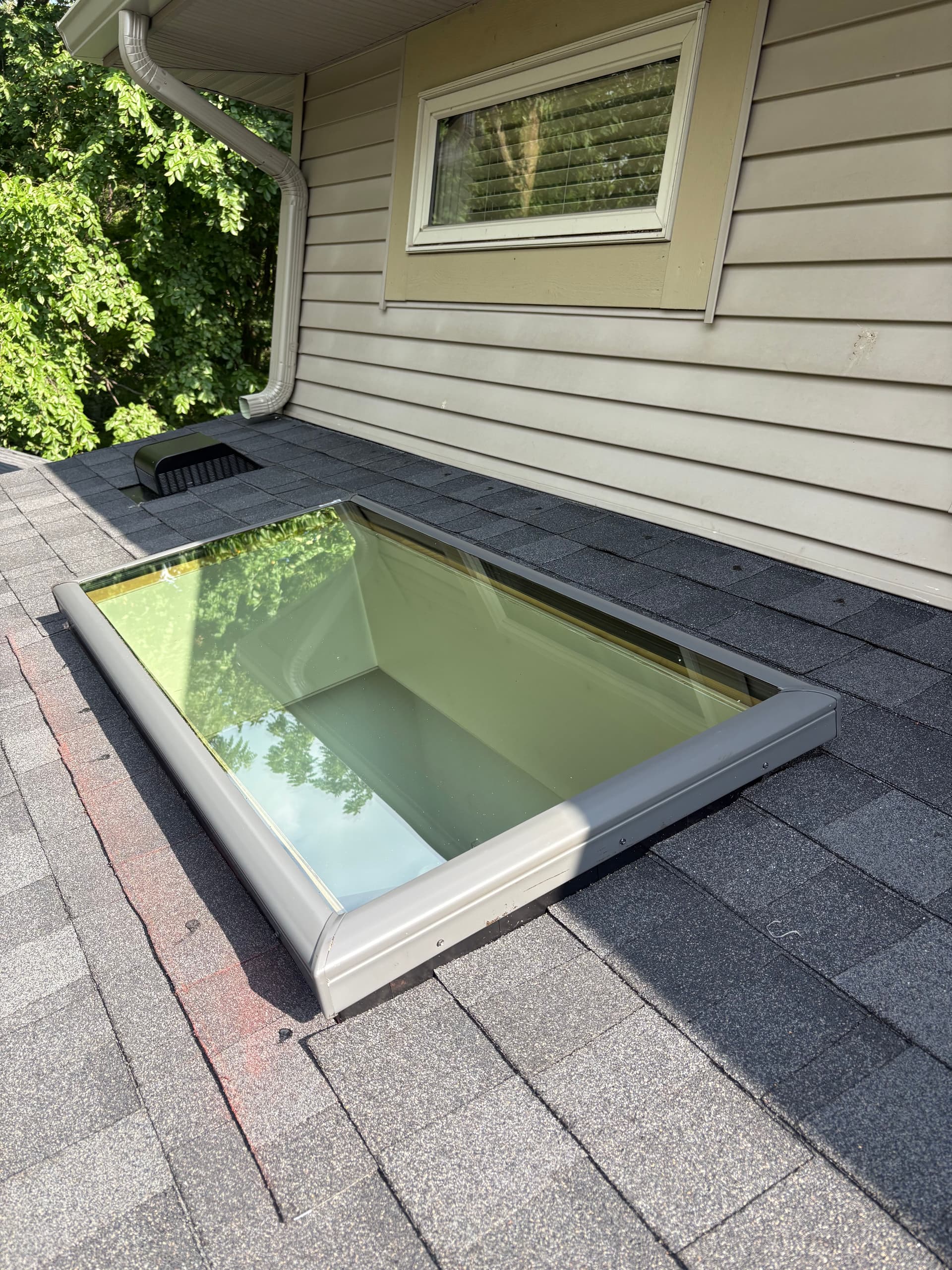 Gallery photos for Atlas Pinnacle Pristine Roof and 6-Inch Gutter System Upgrade: Image #3