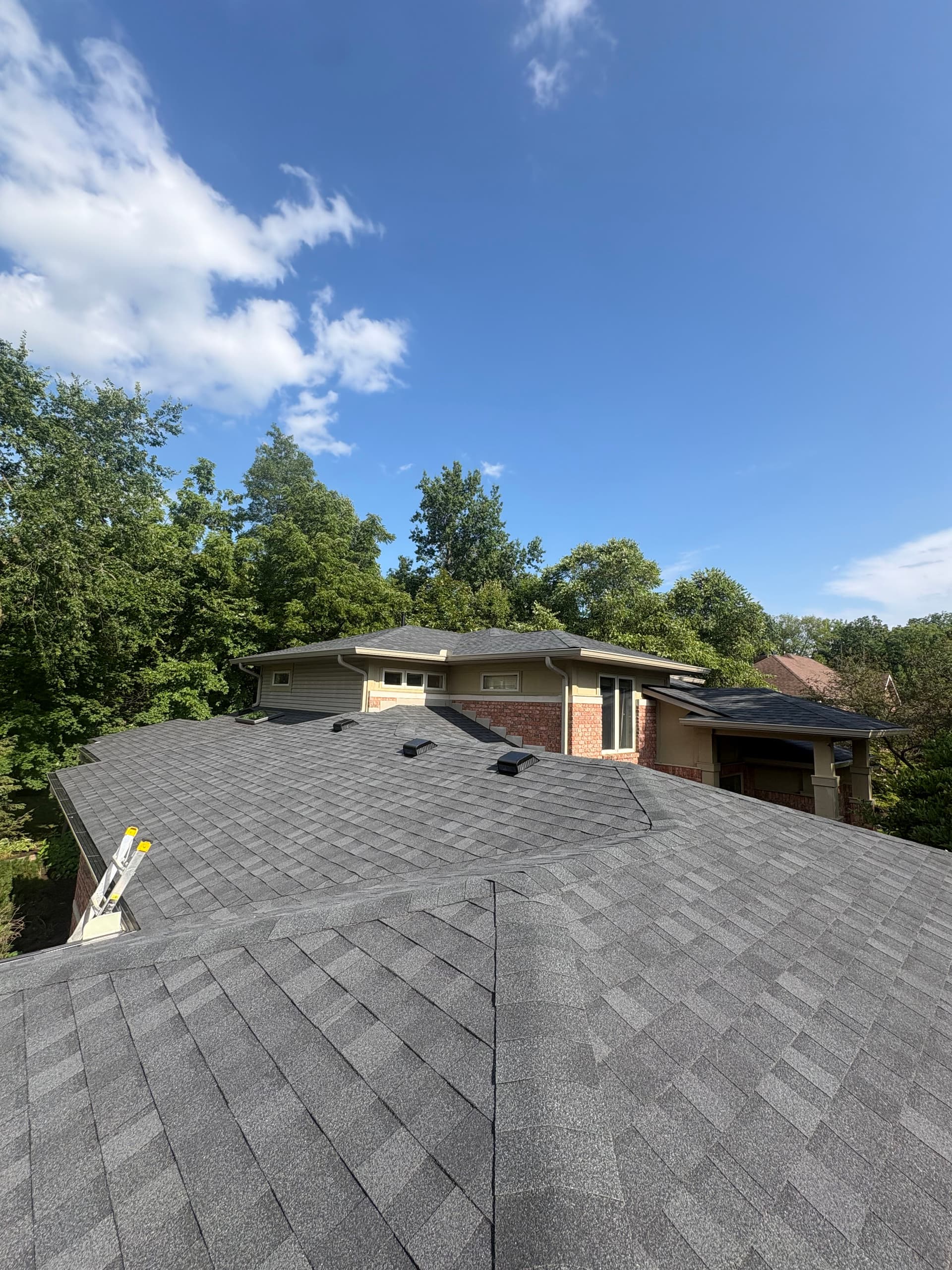 Gallery photos for Atlas Pinnacle Pristine Roof and 6-Inch Gutter System Upgrade: Image #2