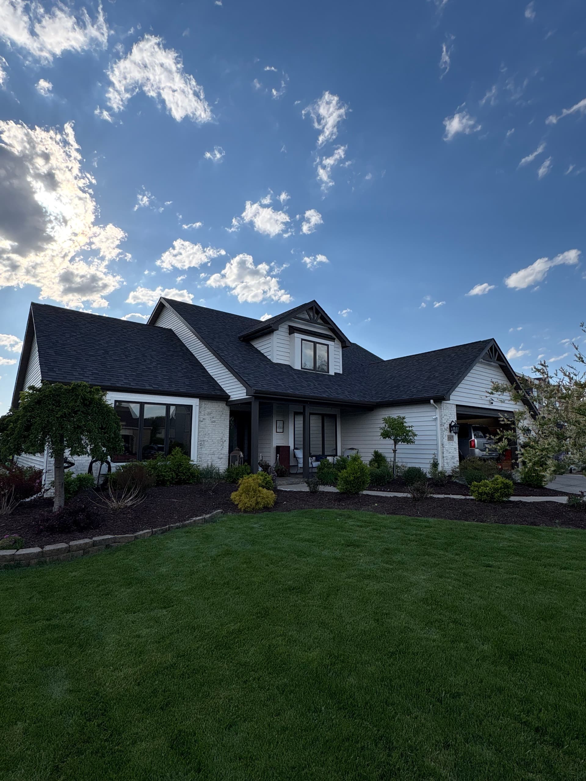 Owens Corning Williamsburg Gray Asphalt Shingle Roof Replacement image