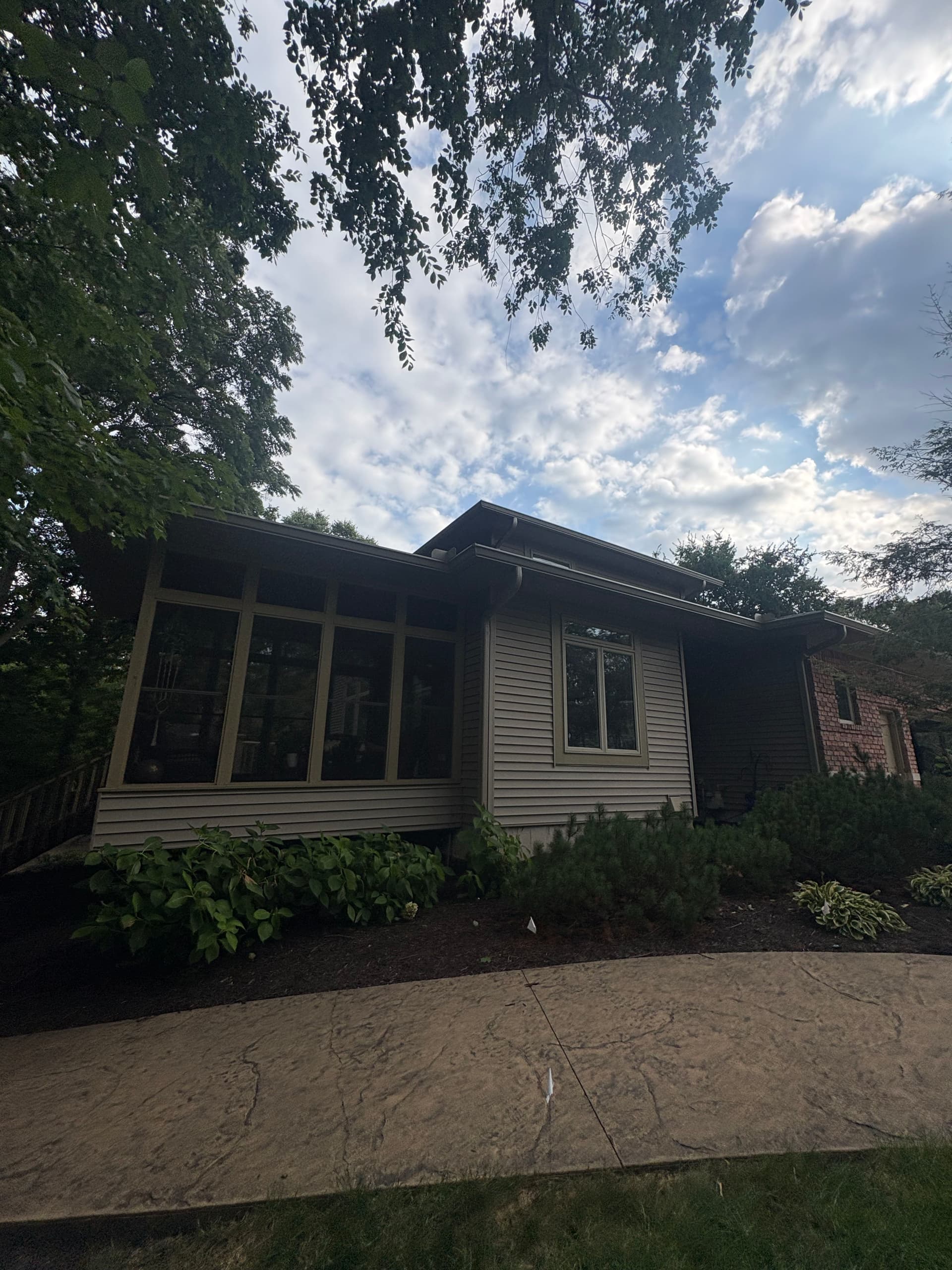 Gallery photos for Atlas Pinnacle Pristine Roof and 6-Inch Gutter System Upgrade: Image #8