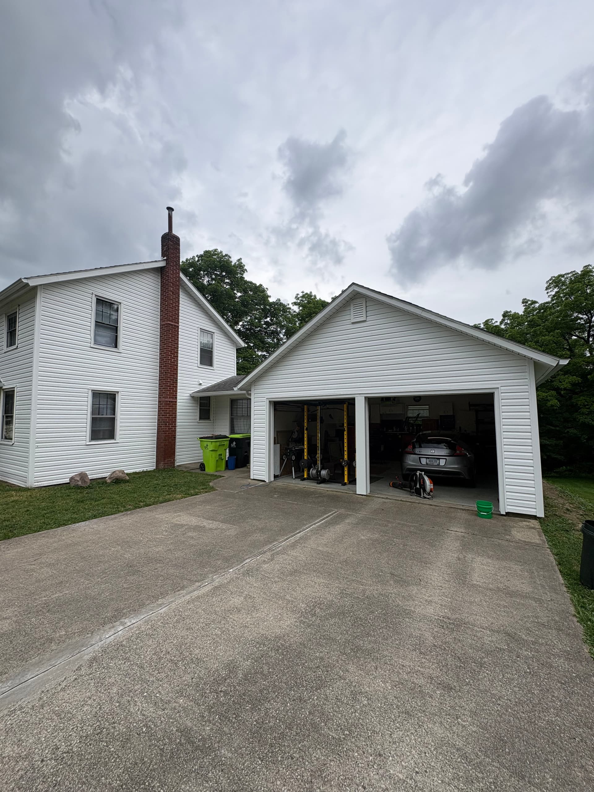Gallery photos for Full Exterior Siding Soffit Fascia and Gutter Replacement Done Right: Image #1